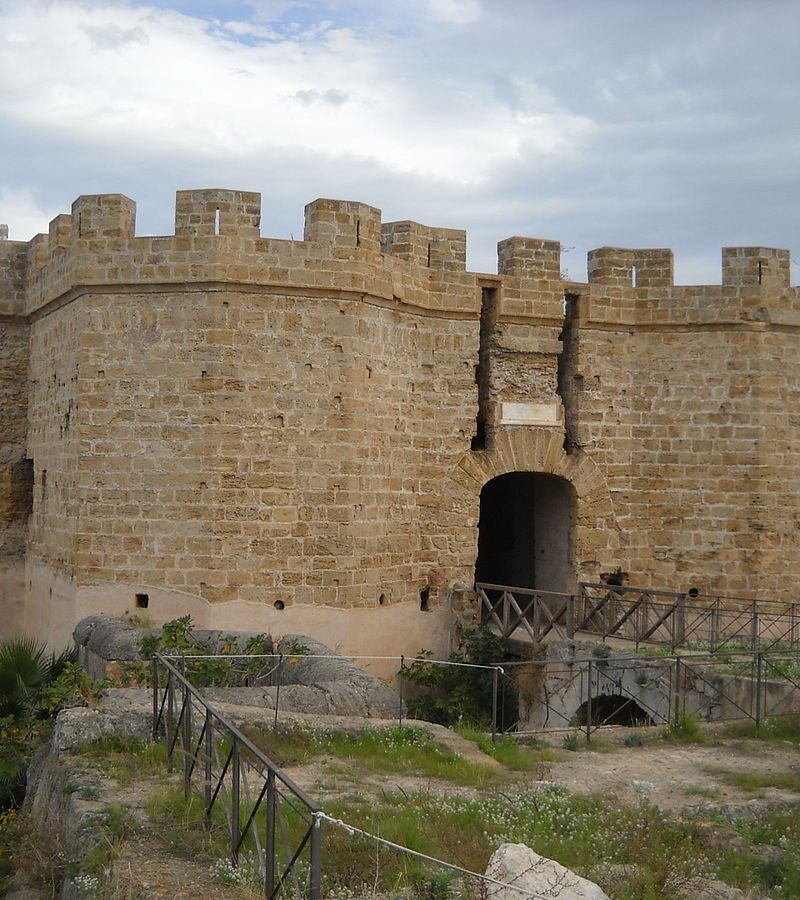 AREA ARCHEOLOGICA DI CASTELLO A MARE